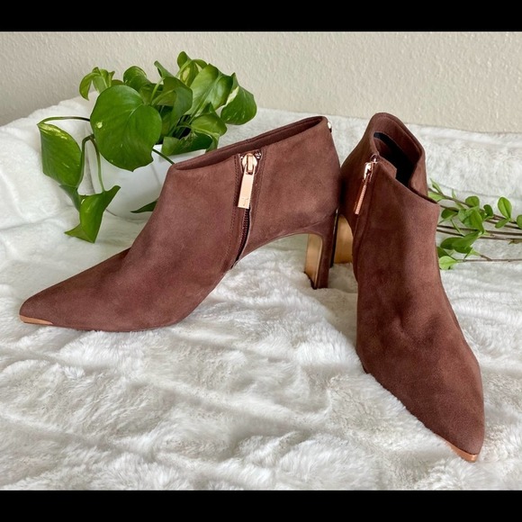Ted Baker London Leiyla Flat Heel Booties - Picture 10 of 13